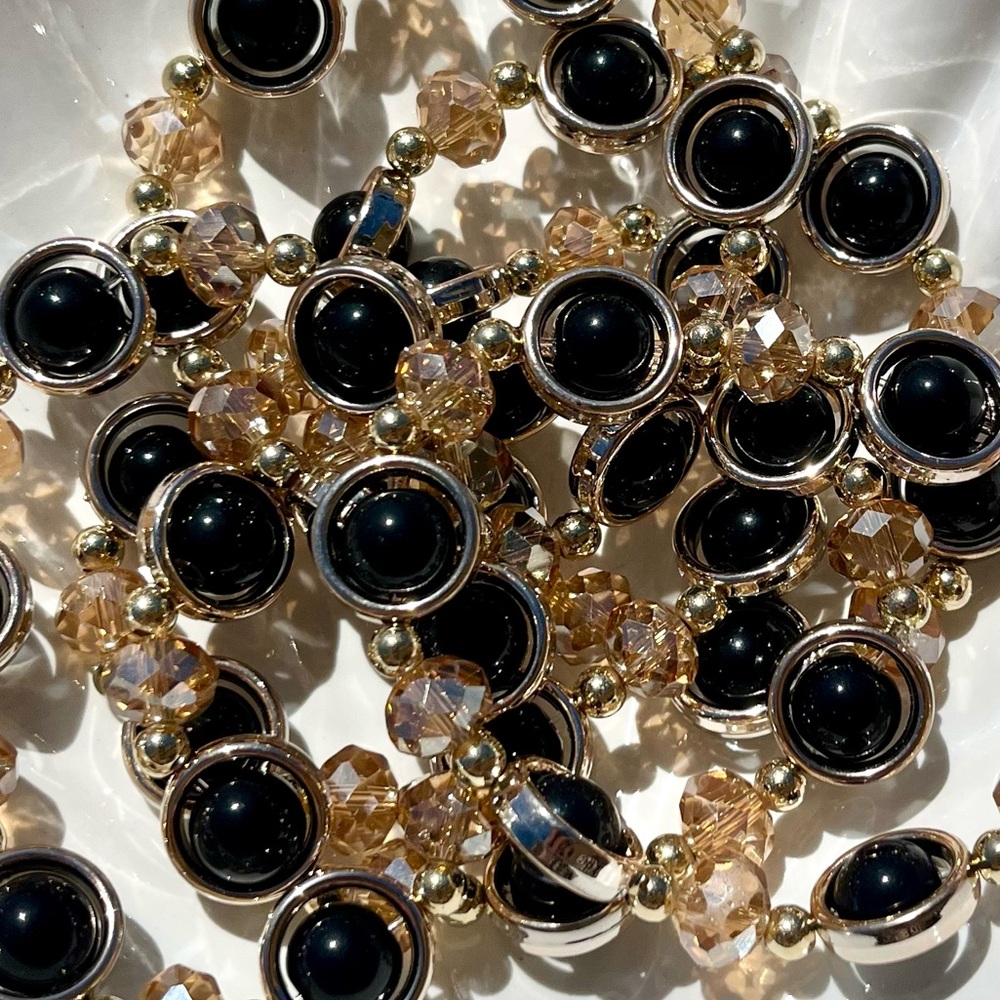 Black Saturn Glass Beaded Bracelets NWOT